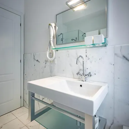 Apartament Yid Little With Garden *
