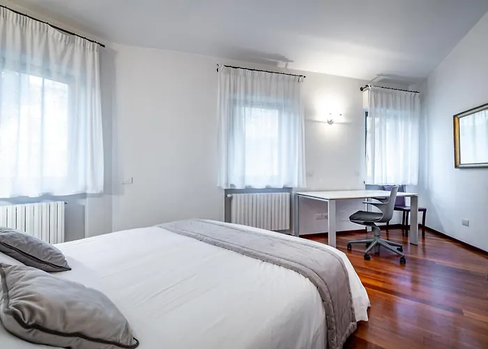 Yid Little With Garden Apartament Florencja